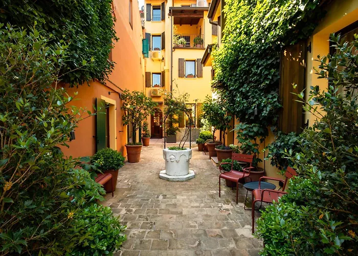 Hotel Porta San Mamolo